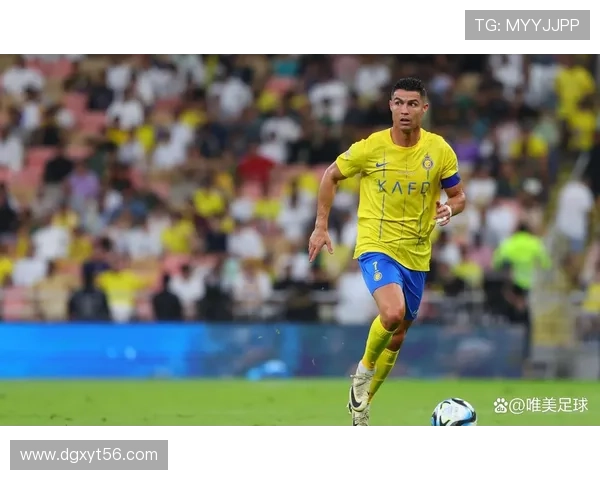 过去十年足球十大巨星盘点及影响力解析